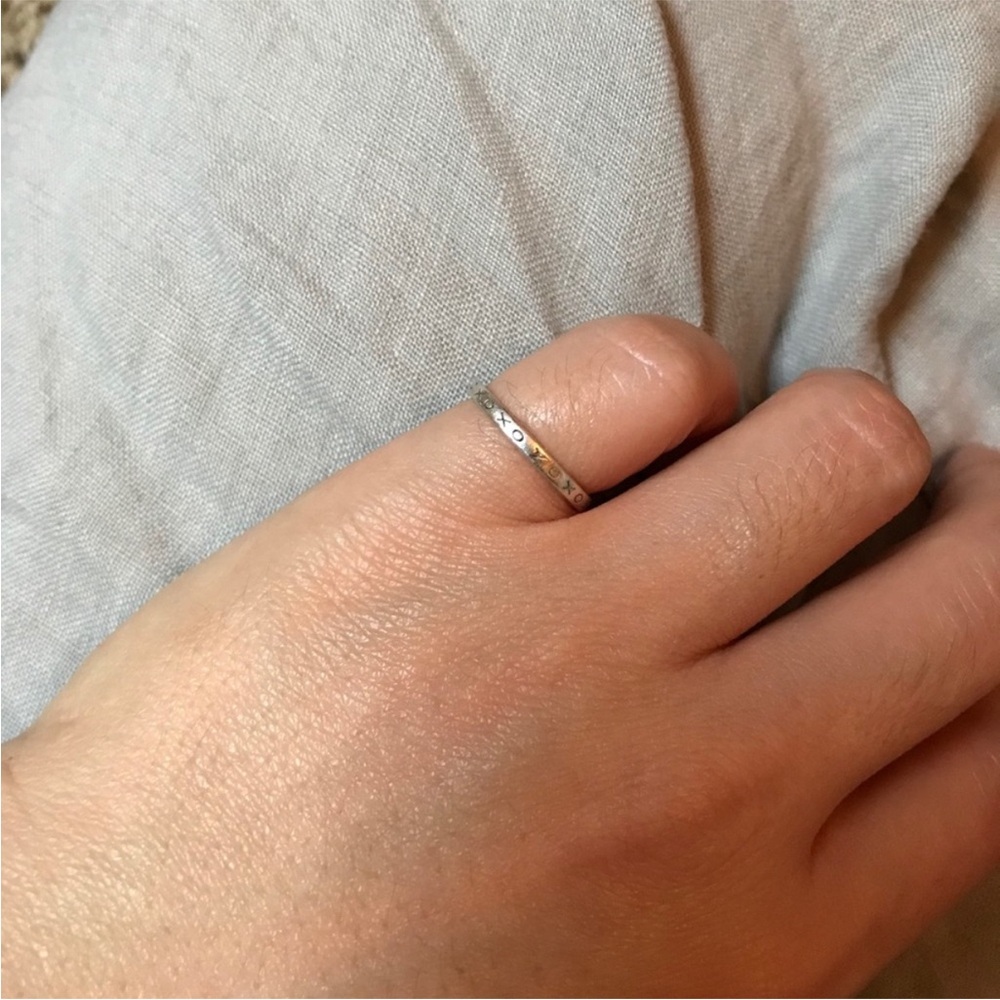 Xoxo 925 sterling silver ring size 5